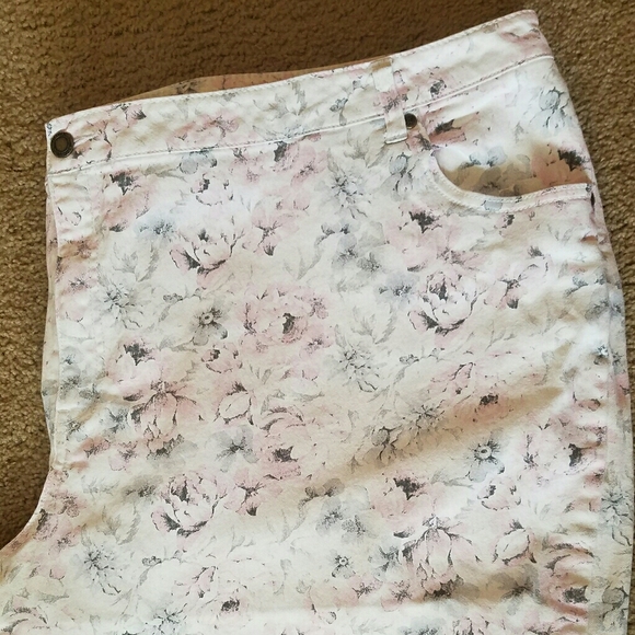 Jessica London Jeans! - Picture 1 of 5